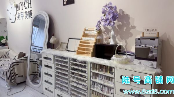 ����԰�����㳡2��60ƽ��װ���������׵�ת��ʵ��ͼƬ