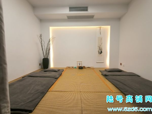 ��ɽ���̵���ʢ�ٽ���¥230ƽ�߶���ԡ��������ת��ʵ��ͼƬ