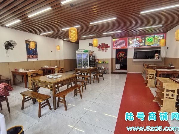 ��½�ţ���������������ʹ��ݳǲ�����ת�ã���������Ǻ�������ʵ��ͼƬ