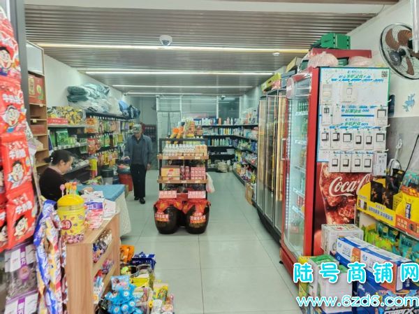 ��ɽ����乫԰һ��ˮ��̯λ�ͱ�����ת��ʵ��ͼƬ