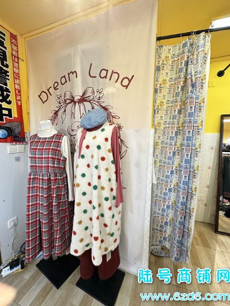 ��½�ţ��ϳ����ض�������Բͨ�ַ�װ��ת�ã��������ת������ʵ��ͼƬ