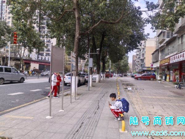 ��Ϫ65ƽ�ٽ���������۵�ͼ�ת��Ӫҵһǧ����ʵ��ͼƬ