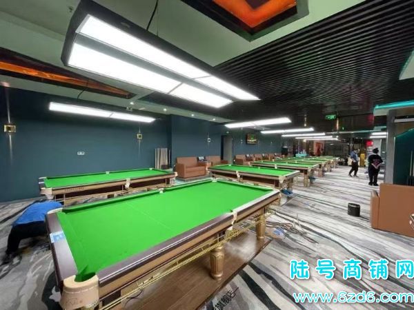 15������ ���������ʳ�ˮ���㳡300ƽ̨����ת��ʵ��ͼƬ