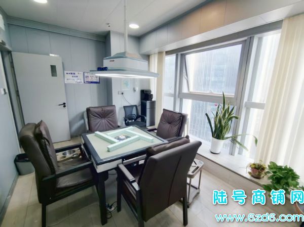 8������ ��ɽ�����ڳ�MAX.C������������ת��ʵ��ͼƬ