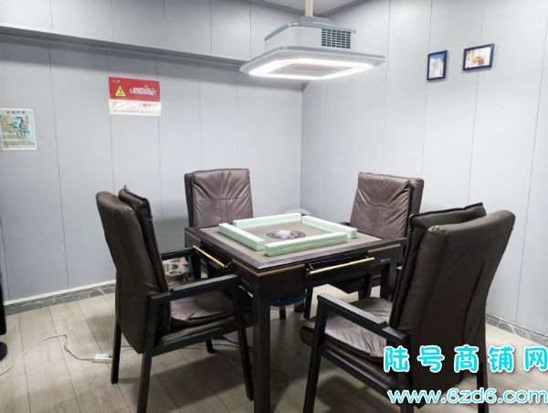 8������ ��ɽ�����ڳ�MAX.C������������ת��ʵ��ͼƬ