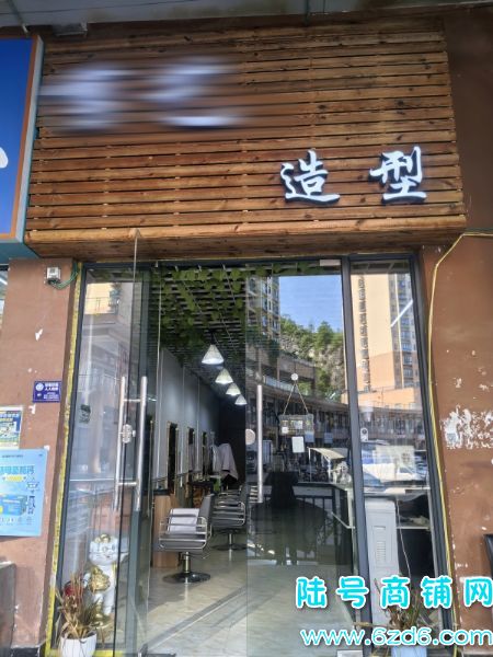 ��������ե��������ת�� С���������ſ�ֻ��һ��ʵ��ͼƬ