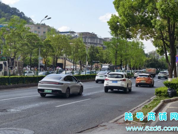 Ӫҵ5ǧ�����������۾��ٽ�180ƽ���ʰٻ�����ת��ʵ��ͼƬ