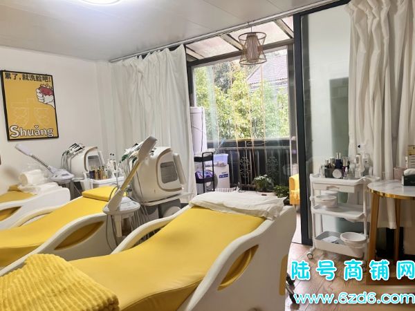 ��Աһ�ٶ����ɽ�����ͳ�ʯ��·�ٽ�����Ժת�ã���������ʵ��ͼƬ