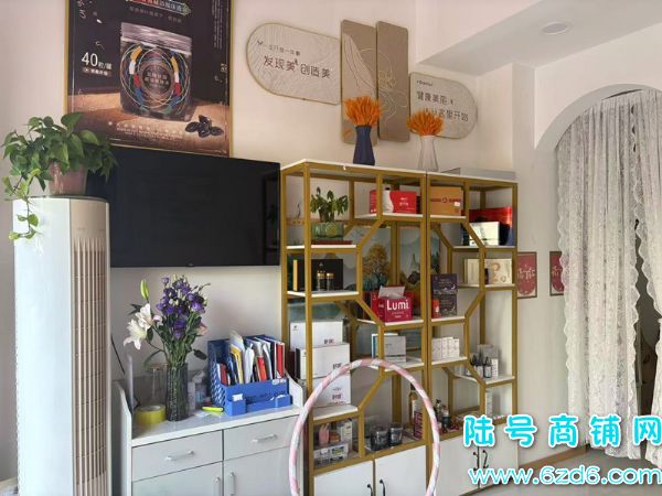 ��½�ţ������������ת��С�����ĭZ�÷绪�ٽ�һ¥����Ժת��ʵ��ͼƬ