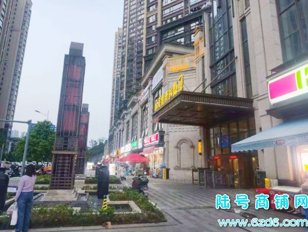 ���������������E���ٽ�70ƽ������ת��ʵ��ͼƬ