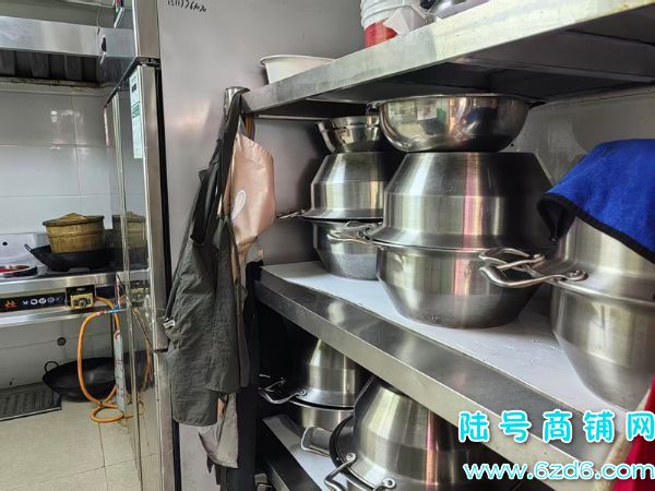 ��½�ţ���Ϫ��������һ���쾳С���ſڲ�����ת��ʵ��ͼƬ