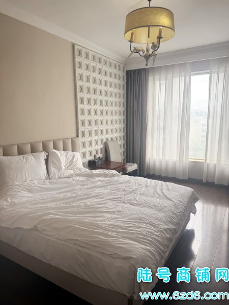 ��½�ţ����������ϢѧԺ800ƽ�Ƶ�ת�ã�30������ �ж�������ʵ��ͼƬ