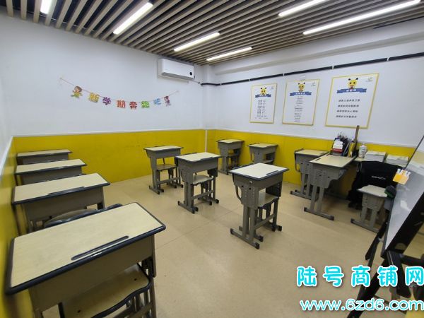 ��½�ţ����������������D���й���ѵ����ת��ʵ��ͼƬ