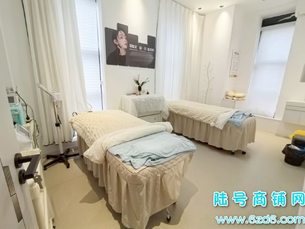 ������ǭ��ɽ��԰���ٽ�ȫ��װ��100ƽҽ����������ת��ʵ��ͼƬ