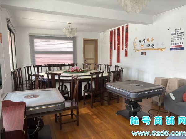 8������ �������Ͻ��㳡�ٽ�255ƽ������ת��ʵ��ͼƬ