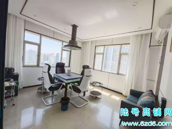 6������ ����������·�߶˼�������������ת��ʵ��ͼƬ