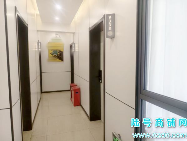 6������ ����������·�߶˼�������������ת��ʵ��ͼƬ