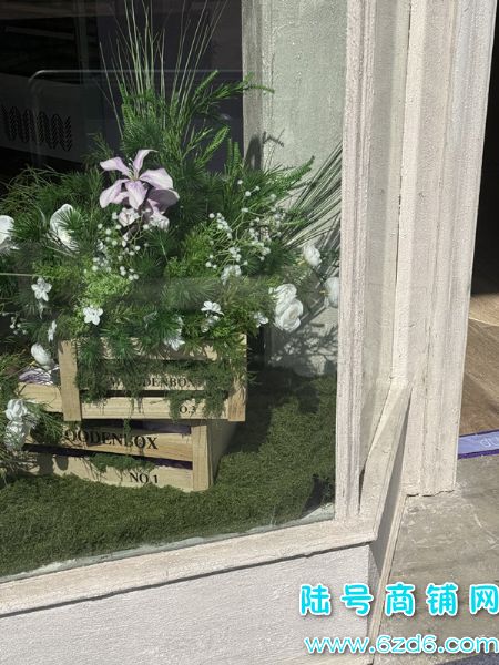 ��½�ţ��ڵ���������Ȫ�³��ٽֿ�����Ʒ��ת��ʵ��ͼƬ