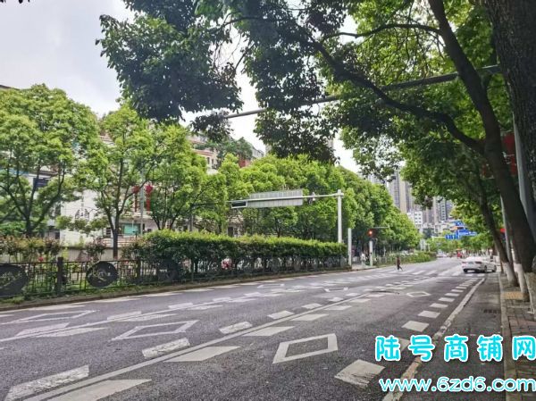 ��������Ӫ·���컨԰�ٽ�70ƽ����.����Ժת��ʵ��ͼƬ