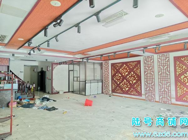 700ƽ ��ɽ���۾���˵B��������������������ʵ��ͼƬ