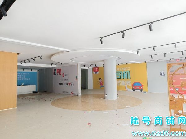 700ƽ ��ɽ���۾���˵B��������������������ʵ��ͼƬ