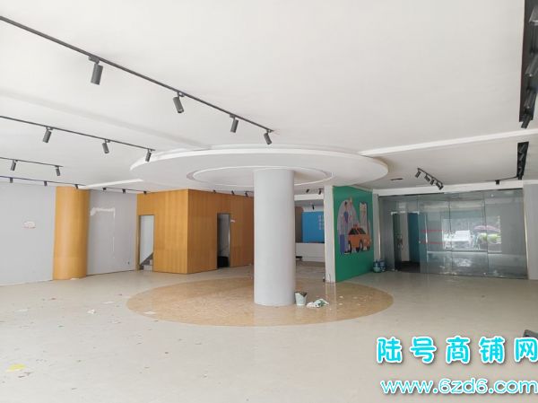 700ƽ ��ɽ���۾���˵B��������������������ʵ��ͼƬ