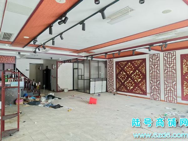 700ƽ ��ɽ���۾���˵B��������������������ʵ��ͼƬ