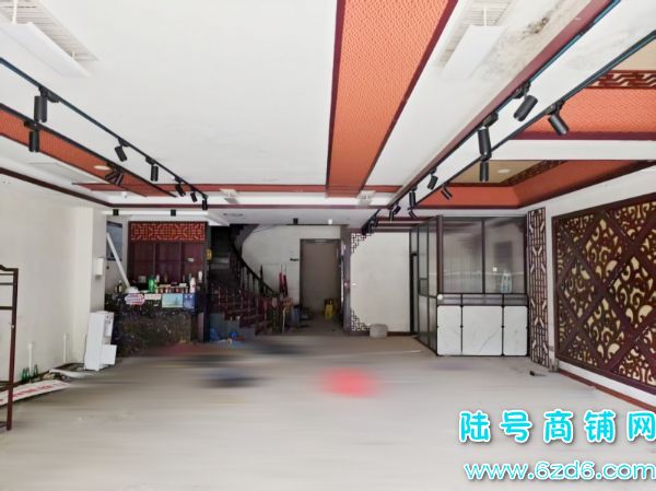 700ƽ ��ɽ���۾���˵B��������������������ʵ��ͼƬ