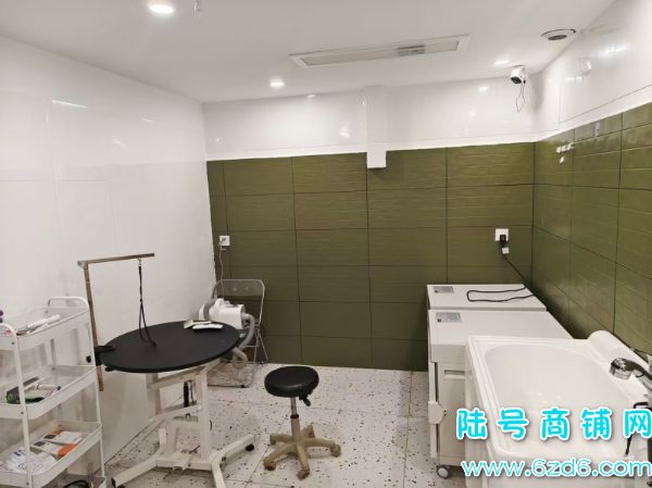 ��ɽ����������C��380ƽ�ǳ����ת�ã�����Ա�ͻ���ʵ��ͼƬ