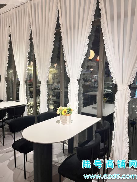 ��½�ţ�����ʱ�����150ƽ������Ʒ��ת�ã�����3ǧʵ��ͼƬ