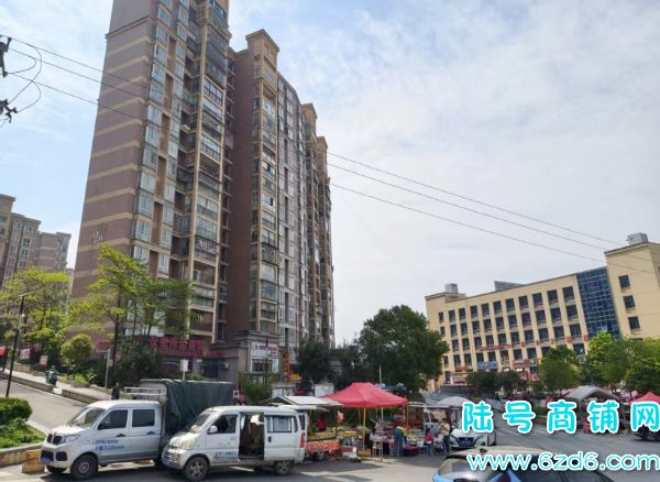 ����������������̬���ٽ�50ƽ�������޽ŵ�ת��ʵ��ͼƬ