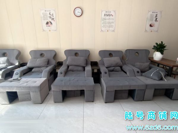 ����������������̬���ٽ�50ƽ�������޽ŵ�ת��ʵ��ͼƬ