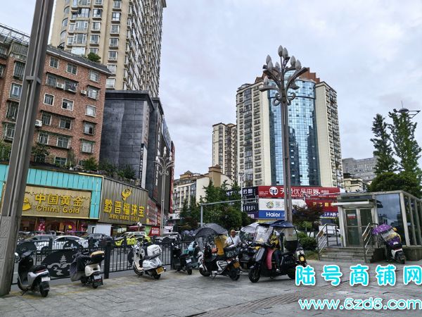 ��½�ţ�������������·������С�ƹ�ת��ʵ��ͼƬ