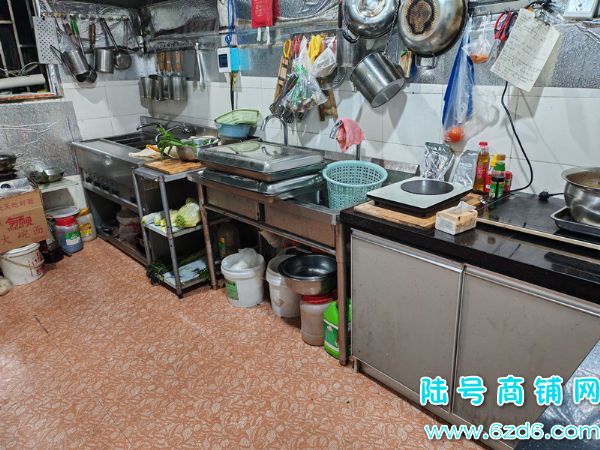 ��½�ţ������и�ó���ٽ�һ¥������ת��ʵ��ͼƬ
