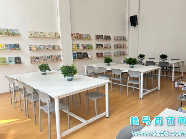 ��½�ţ�����δ������H6������ѵ����ת�ã��Ա߾���ѧУ������ʵ��ͼƬ