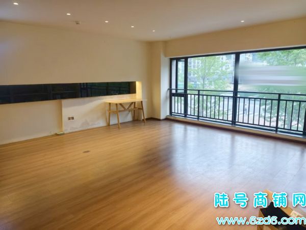 ��������ե���׸�10�ŵ�121ƽ������ͼ�ת�ã��ɿ�תʵ��ͼƬ