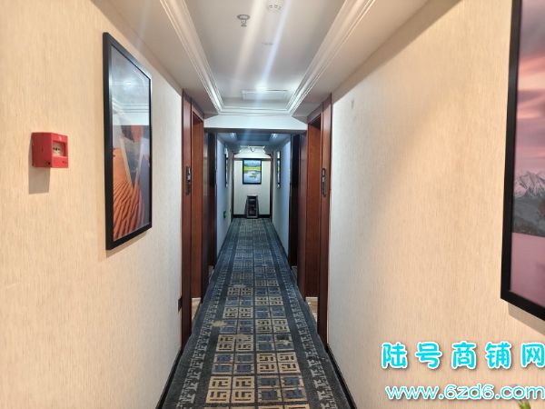 ��½�ţ���ɽ�������ڳȹ�Ԣ¥�Ƶ�ת�ã�13��ͷ�ʵ��ͼƬ