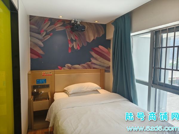 ��½�ţ���ɽ�������ڳȹ�Ԣ¥�Ƶ�ת�ã�13��ͷ�ʵ��ͼƬ