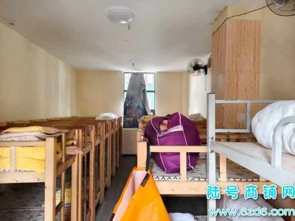 ��½�ţ������ϵ� �����л�������300ƽ�й�����ת�� ����Դʵ��ͼƬ