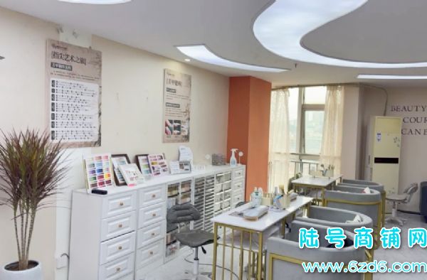 ��½�ţ���������ͨ��¥��68ƽ�������׵�ͼ�ת��ʵ��ͼƬ
