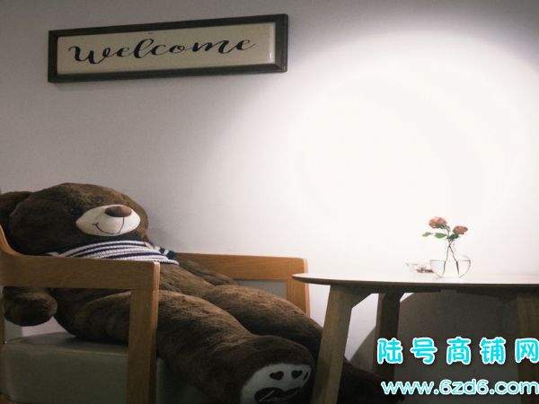 ��½�ţ��ڵ�����Ȫ·����������Ʒ��ת��ʵ��ͼƬ