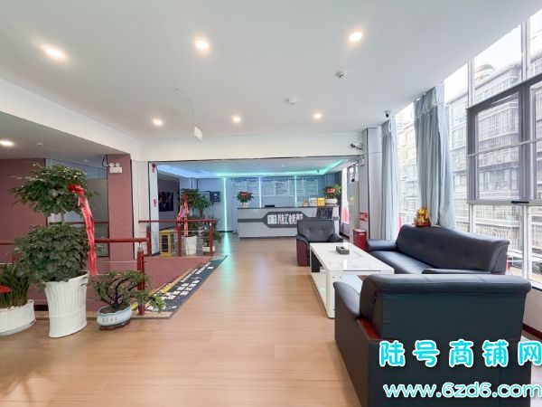 19������ ������Ϣ����һƷ��860ƽ�ٽֵ羺�Ƶ�ת��ʵ��ͼƬ