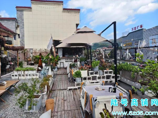 ��½�ţ���Ϫʮ�ֽ�400ƽ������¶̨�ư�ת�ã��ڴ�����ʵ��ͼƬ
