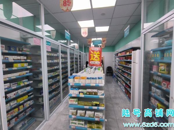 ��½�ţ��ڵ�������·ѧ������С���ٽ�����ҩ��ת��ʵ��ͼƬ